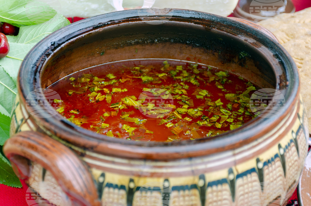 Село Крушари - Празник на гърнетата – Снимка: Александра Антонова