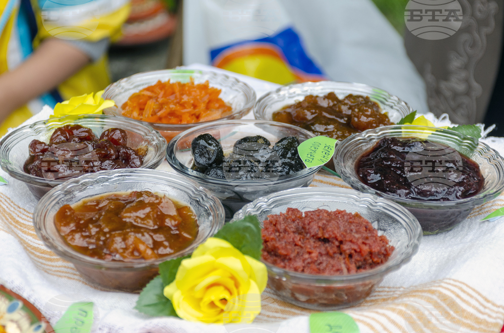 СелоКрушари - Празник на гърнетата – Снимка: Александра Антонова