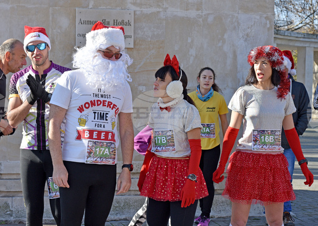 Варна - Коледно карнавално бягане