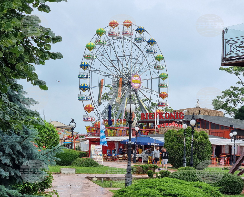 Summer Season Opens in Golden Sands Resort