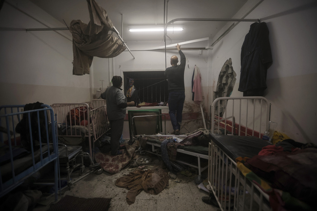 Болницата "Насър" в Газа вече не може да функционира, заявиха нейни служители