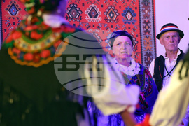 Румъния - концерт-спектакъл на НФА „Българе“ – „Осмото чудо“