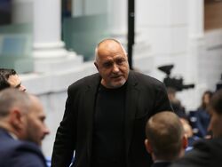 Парламент - извънредно заседание