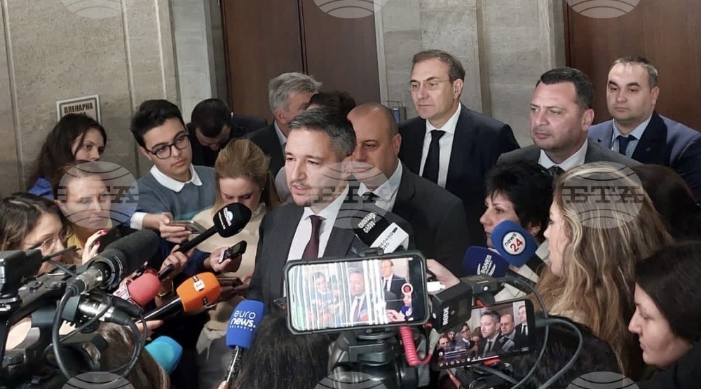 Вигенин: Законността в държавата се руши тежко, опасно и навсякъде