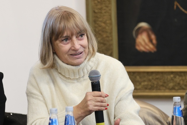 Цел на "Бороспорт" е разширяването на снежната инсталация, каза изпълнителният директор Василия Константинова