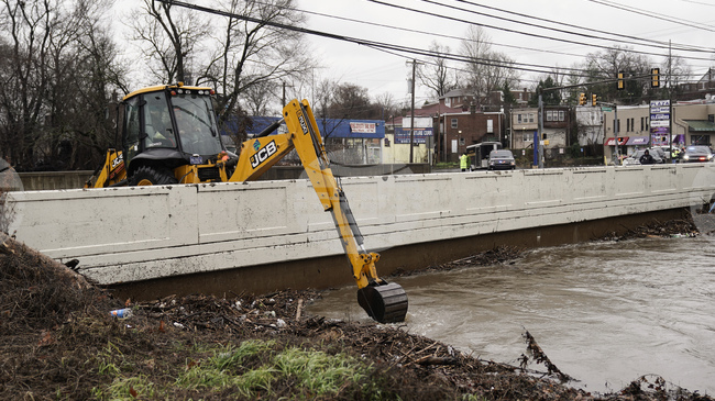 Мокрите кърпички, съдържащи пластмаса, скоро ще бъдат забранени в Англия
