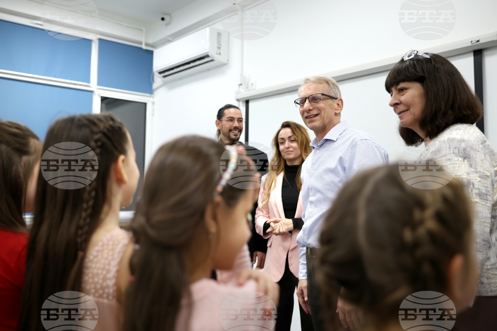 СУ „Акад. Никола Обрешков“ - министри - посещение