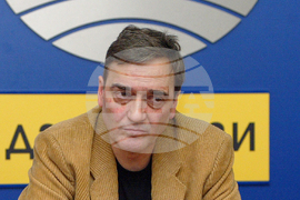 Валентин Стойчев - театровед и театрален мениджър