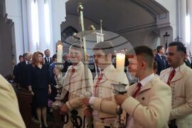 Румъния  - Винга - църква „Св. Троица“ - литургия