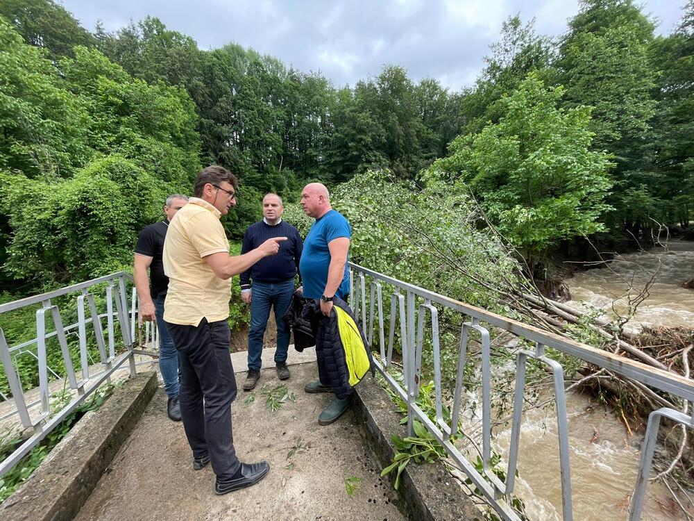 Вицепремиерът Караджов ще предложи на Министерския съвет да бъдат отпуснати средства за възстановяването на Вършец