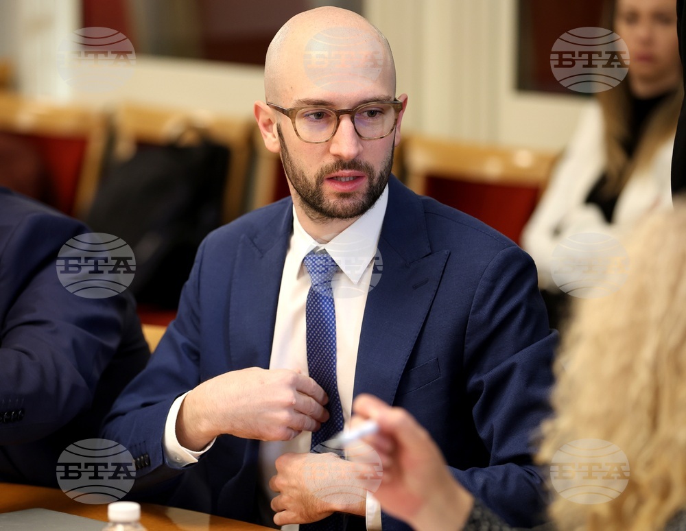 Парламент - Комисия по бюджет и финанси - заседание