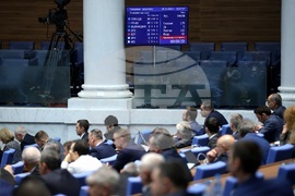 Парламент - извънредно заседание