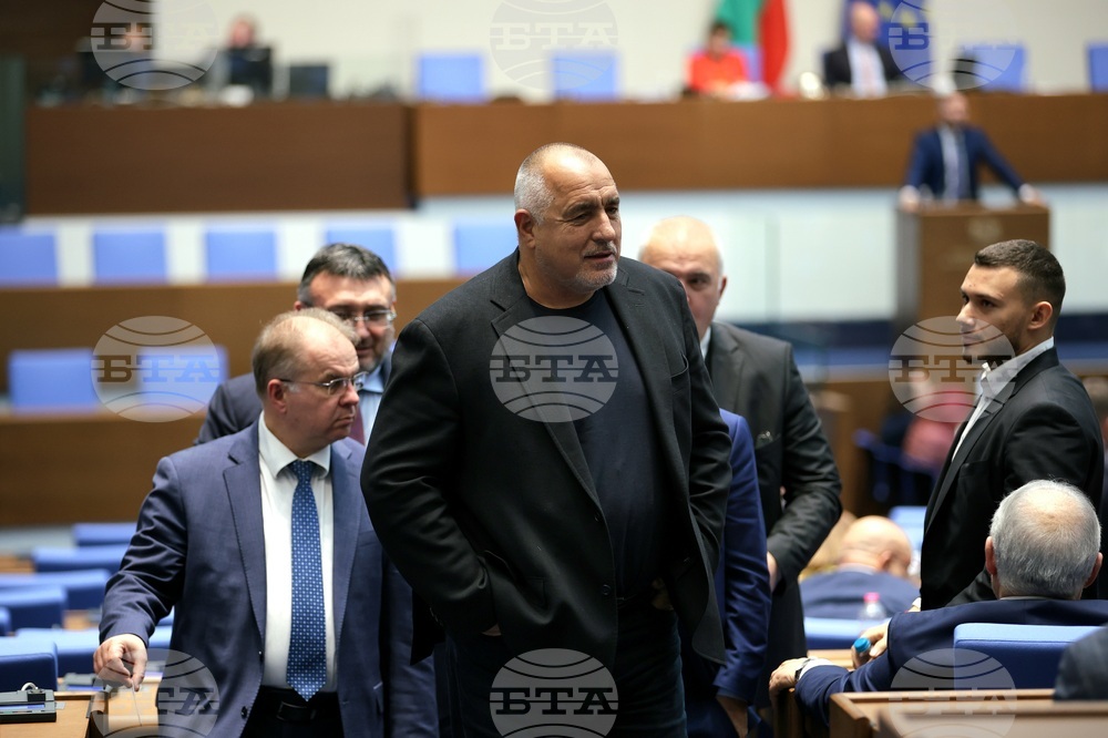 Парламент - извънредно заседание