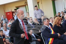 Румъния - спектакъл