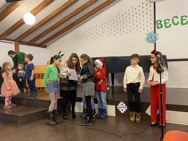 Българското училище „Родна реч“ в Осло ще организира днес коледна работилница и тържество