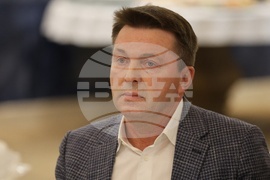 Антон Дончев - роман - представяне