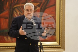 Антон Дончев - роман - представяне