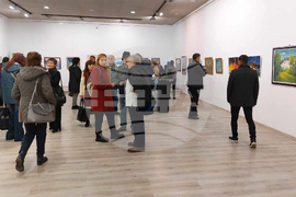 Плевен - художници - коледна изложба