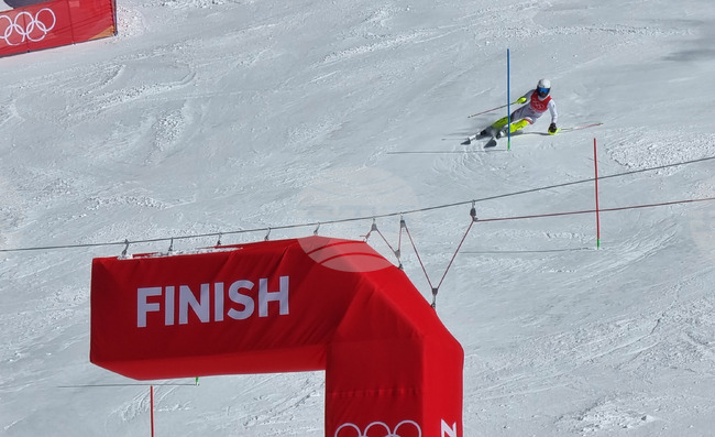 Алберт Попов и Камен Златков се прибират в България утре