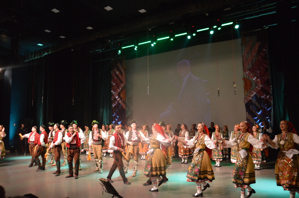 Община Благоевград: Концерт-спектакълът „Танцът на един живот“ и ансамбъл „Пирин“ покориха благоевградската публика за 100-годишнината от рождението на Костадин Руйчев