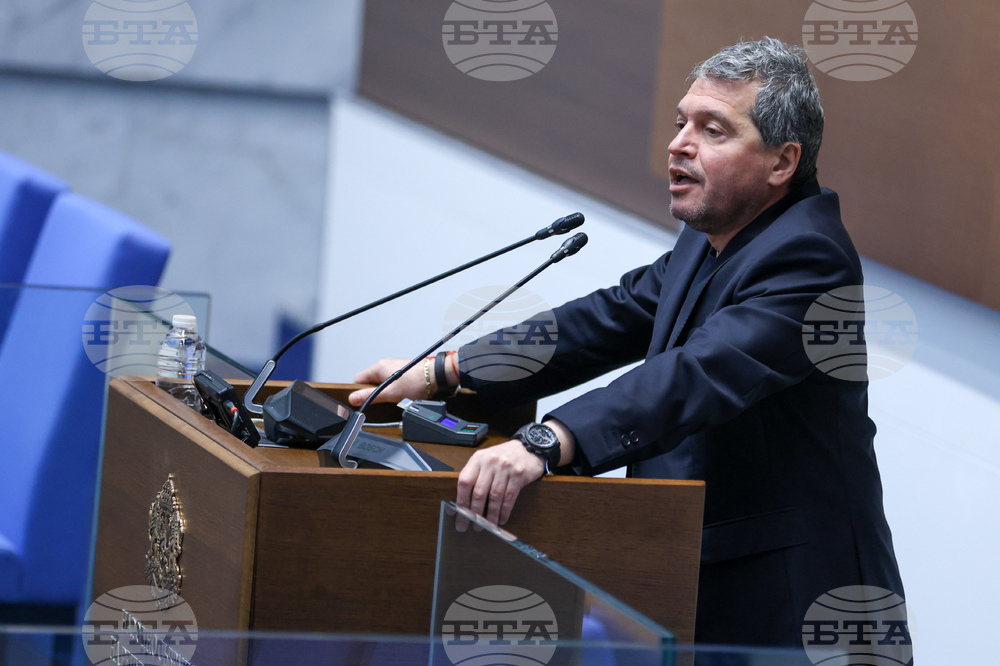 Парламент - заседание - Тошко Йорданов