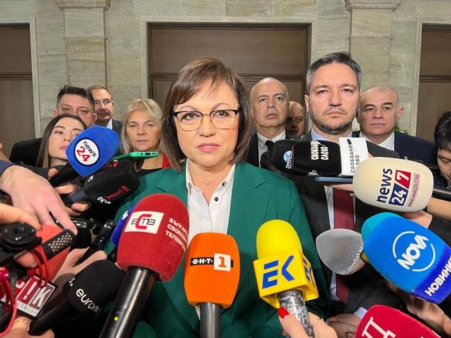 Нинова: Сигнализираме главния прокурор за наказателна отговорност на лицата, нарязали варварски Паметника на Съветската армия