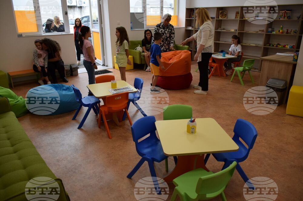 Симитли - детски кът - работно място