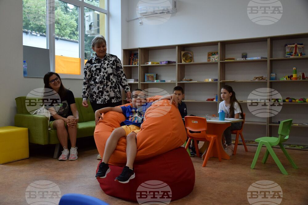 Симитли - детски кът - работно място