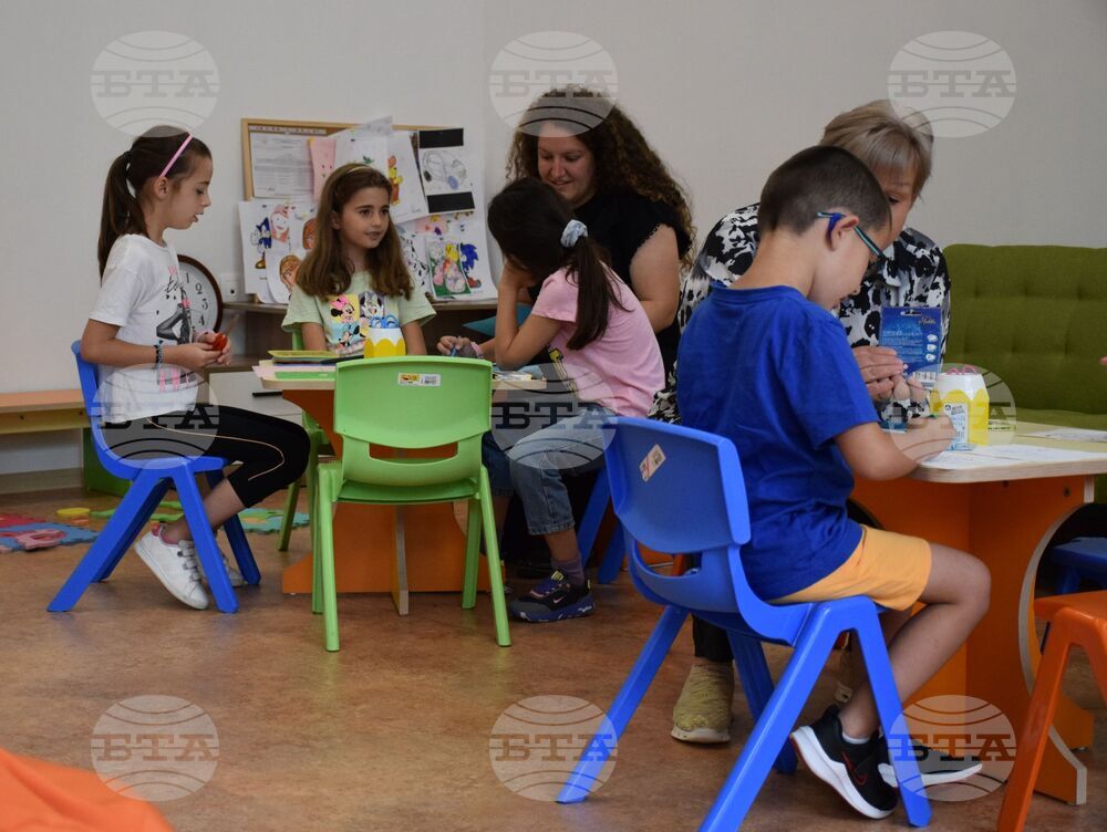 Симитли - детски кът - работно място