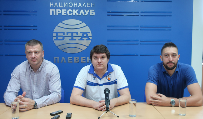 В нито един от мачовете не излизахме с нагласата да се предадем, каза старши треньорът на Спартак (Плевен) Тодор Тодоров