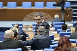 Парламент - заседание