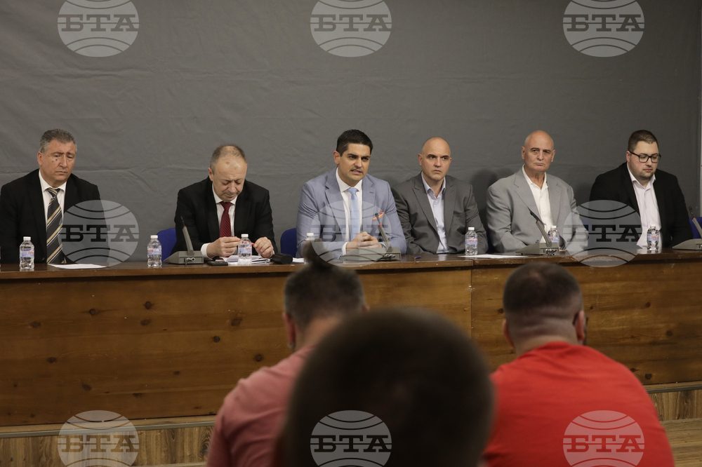 Радостин Василев - народни представители - пресконференция