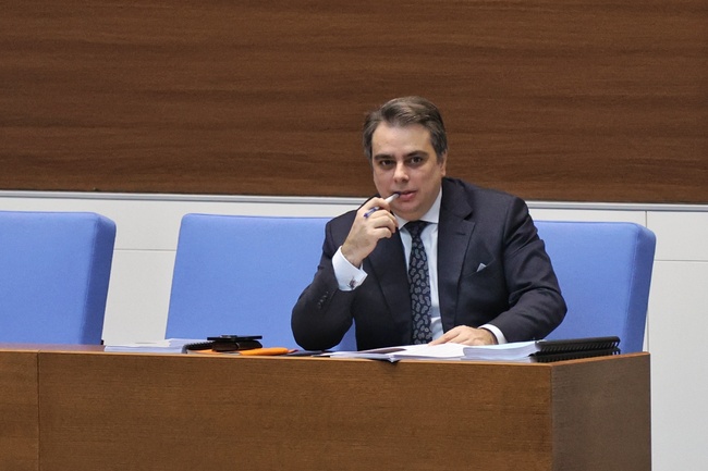 Депутатите отхвърлиха предложението за отпадане на ценовите тавани за производителите на електроенергия