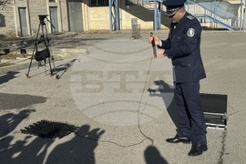 Полиция - принудително спиране - помощни средства