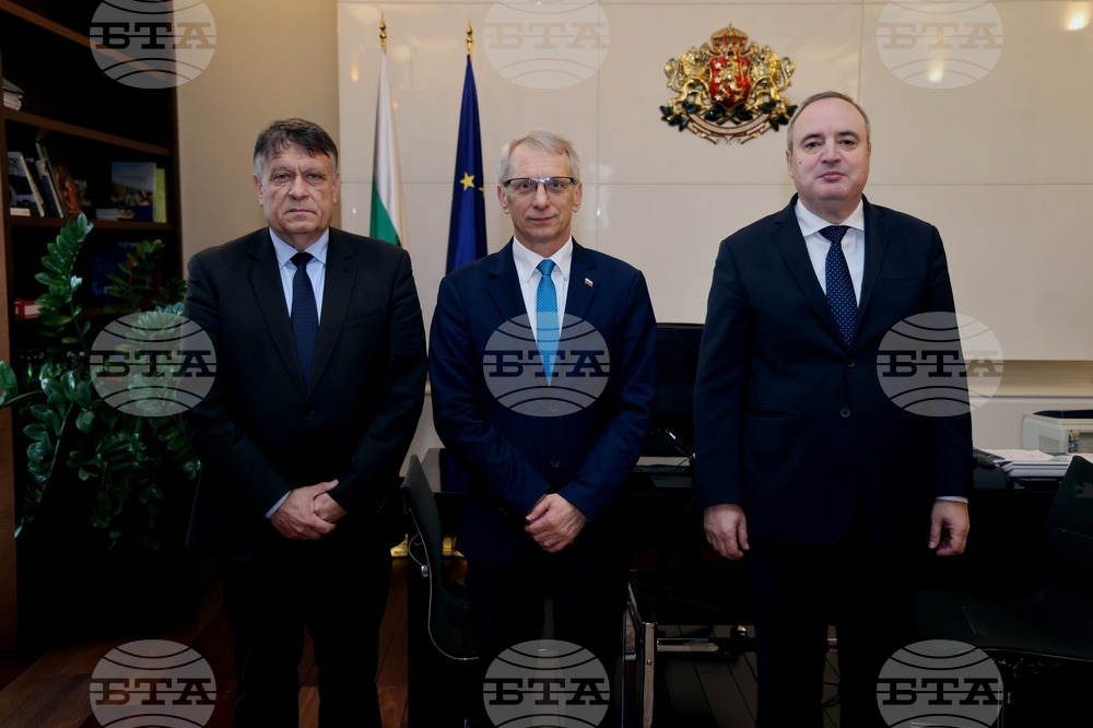 Prime Minister Discusses Higher Education Funding with Sofia University Leaders