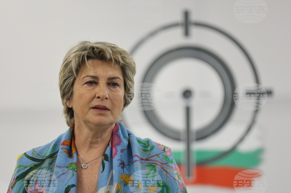 Весела Лечева: Без инвестиции в базата, няма как да сме конкурентни на световните звезди