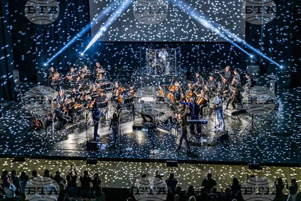 Музикантите от ABBA Classic Tribute Show ще гостуват в Бургас през януари