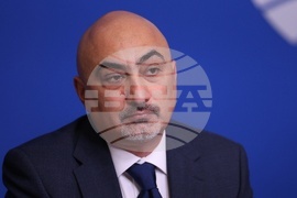 Национален пресклуб на БТА-София - деца - бежанци - пресконференция - Рамиз Бехбудов