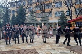 Търговище - ансамбъл „Мизия“ - коледно настроение