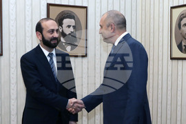 Румен Радев - Арарат Мирзоян - среща