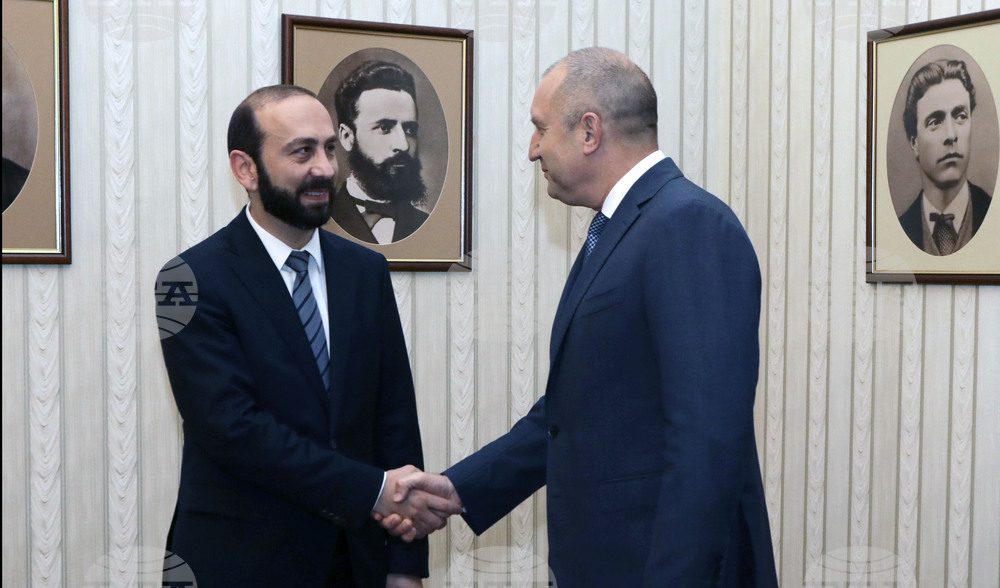 Румен Радев - Арарат Мирзоян - среща