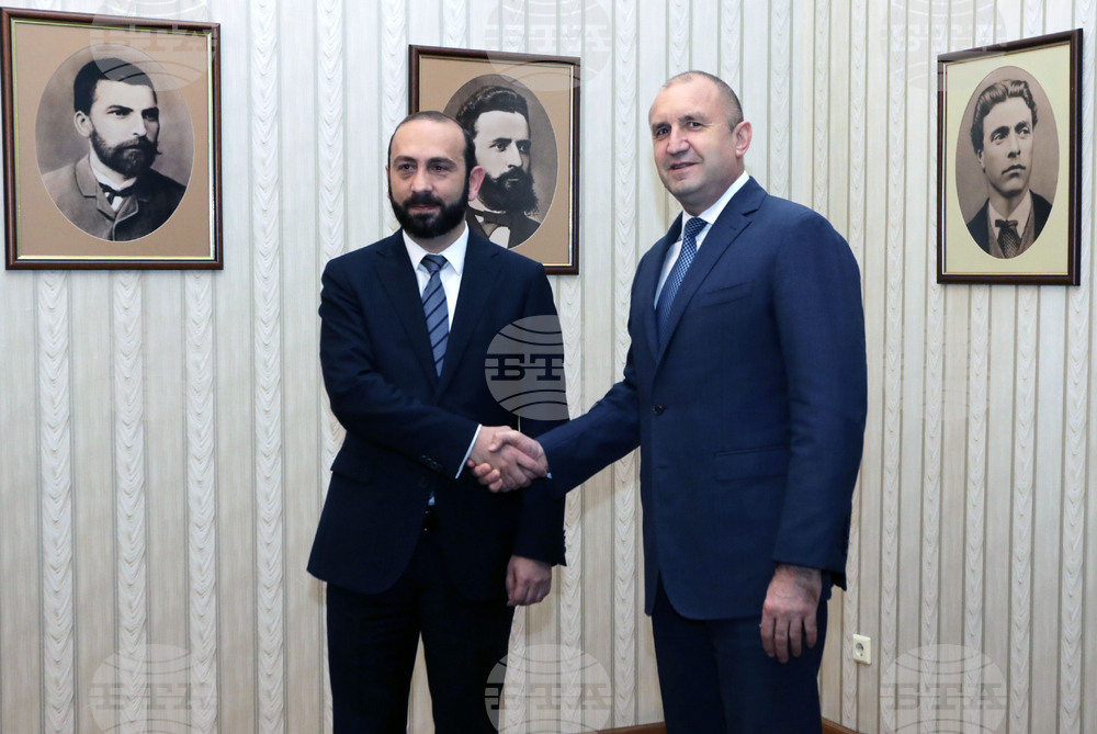 Румен Радев - Арарат Мирзоян - среща