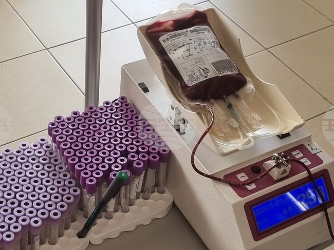 Болницата в Панагюрище организира първата за годината традиционна кръводарителска акция