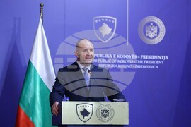 Косово - президент - посещение - пресконференция