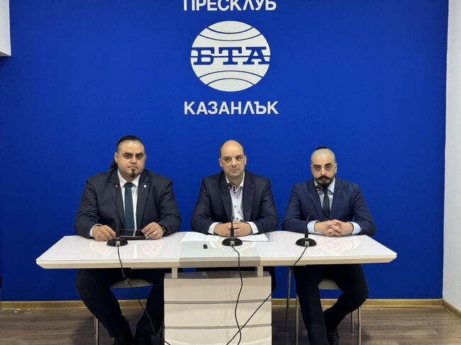 Пресконференция на "Възраждане" в Казанлък