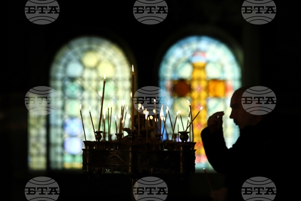 Взеха ли хляба „умните телефони“ на професионалните фотографи и на какво учи фотографията, попитахме двама майстори на обектива