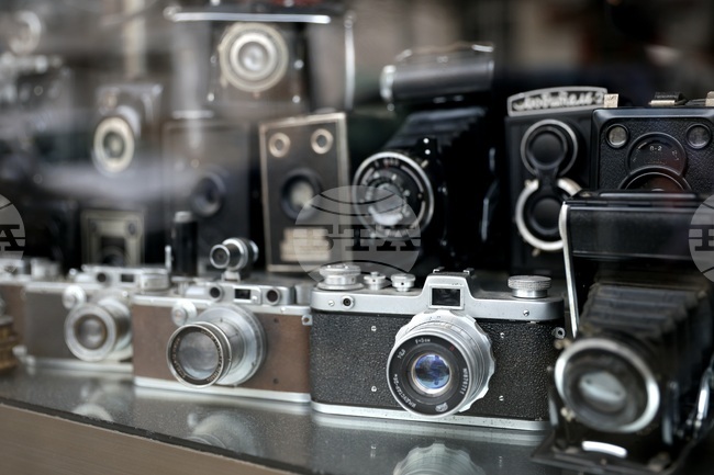 Германската "Лайка" отбелязва 100-годишен юбилей с рекордни продажби и планове за смартфон 