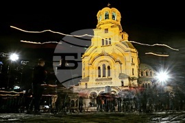 Взеха ли хляба „умните телефони“ на професионалните фотографи и на какво учи фотографията, попитахме двама майстори на обектива