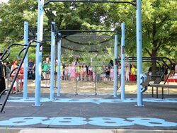 Йордан Йовчев, кметът Илко Стоянов и Александър Личев откриха новоизградена стрийт фитнес площадка в Благоевград