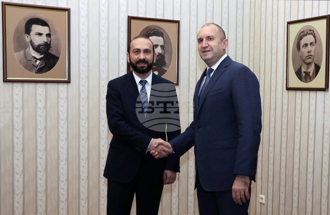 Румен Радев - Арарат Мирзоян - среща